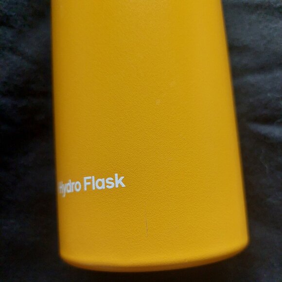 Hydro Flask 21 oz standard mouth flex cap - Picture 2 of 5